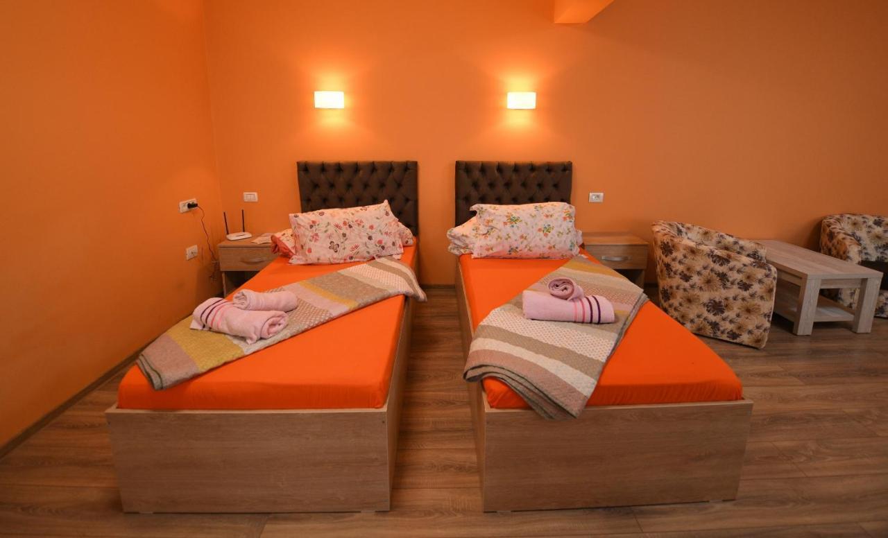 Apartament Trident Haţeg Exteriér fotografie
